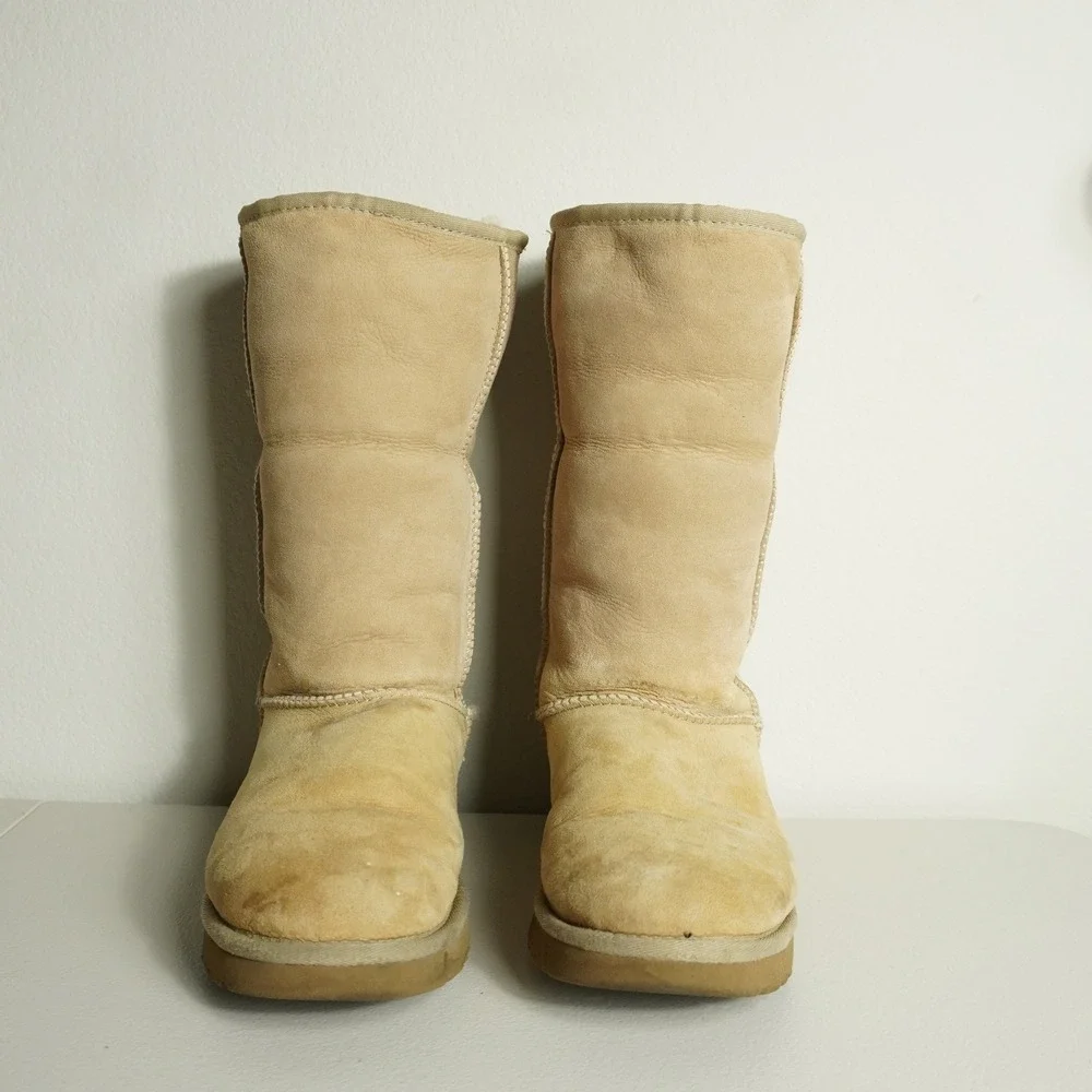 UGG Classic TaII Boots Womens 8 Sand Tan Suede Shearling Lined Foldable Cuff